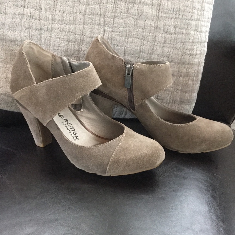 Kenneth Cole Reaction Grey Suede Heels